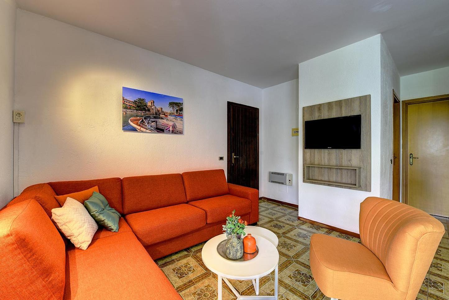 Italsol Residence Riai Moniga del Garda Номер фото