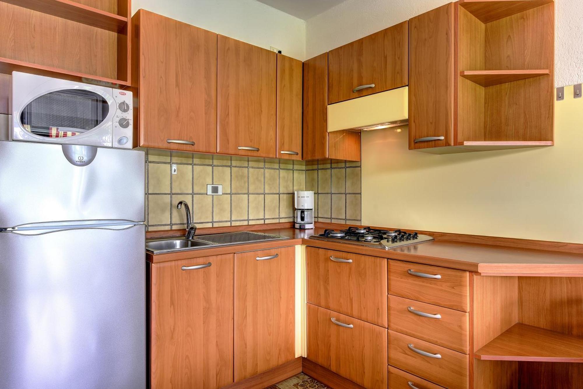 Italsol Residence Riai Moniga del Garda Номер фото